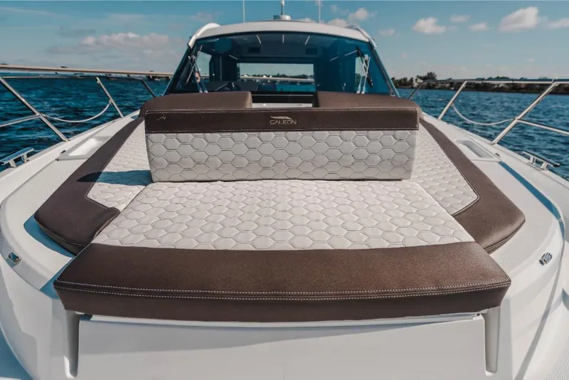 Slide: The Image of Galeon 410 HTC 2023 - 126