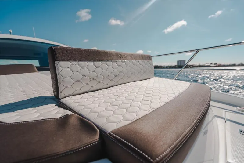 Slide: The Image of Galeon 410 HTC 2023 - 127