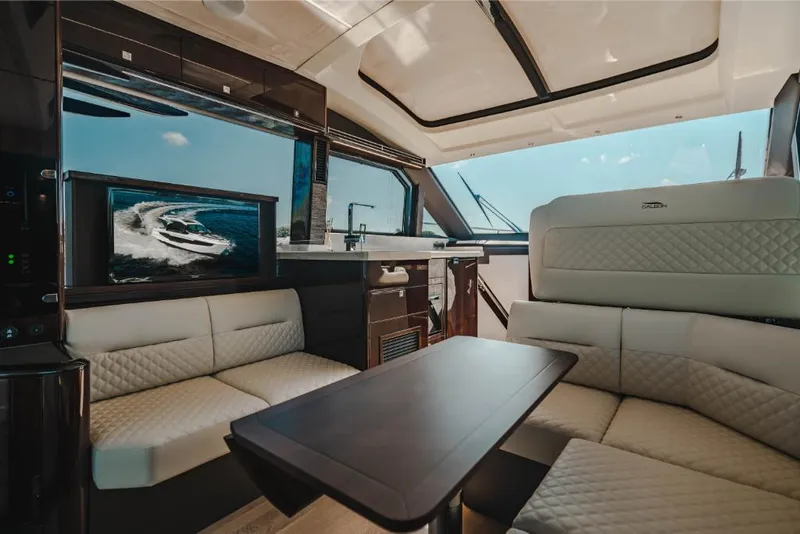 Slide: The Image of Galeon 410 HTC 2023 - 147