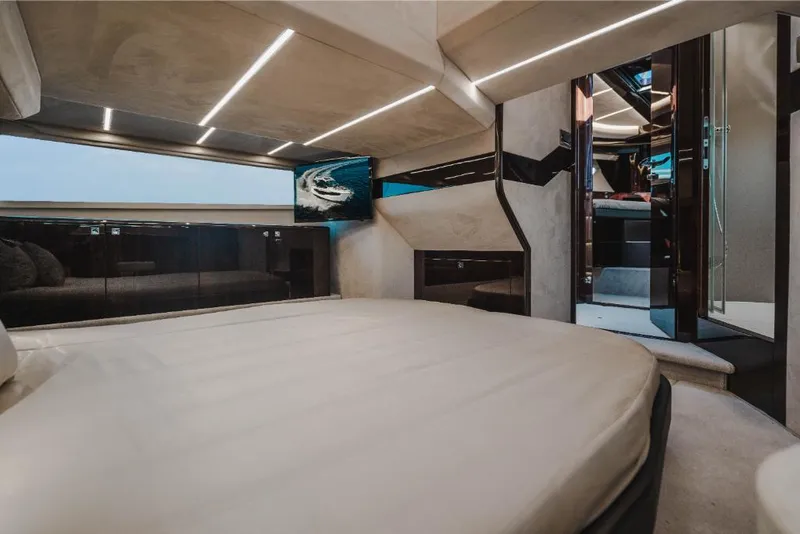 Slide: The Image of Galeon 410 HTC 2023 - 179