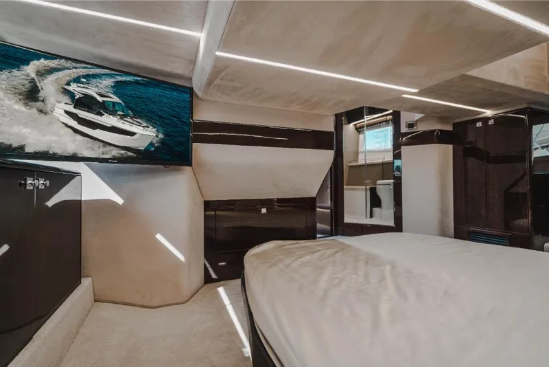 Slide: The Image of Galeon 410 HTC 2023 - 180