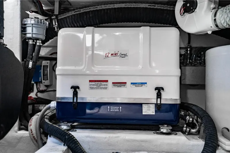 Slide: The Image of Galeon 410 HTC 2023 - 206