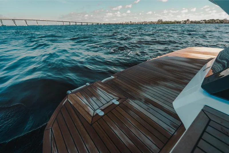 Slide: The Image of Galeon 410 HTC 2023 - 59