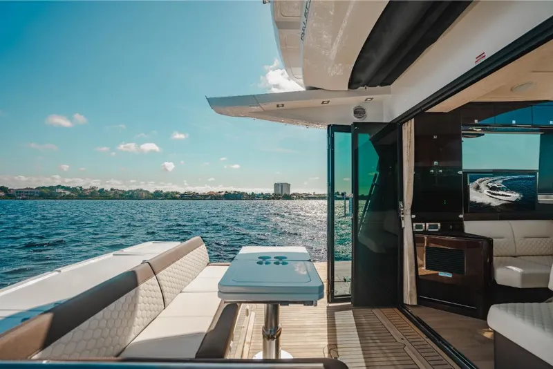 Slide: The Image of Galeon 410 HTC 2023 - 84