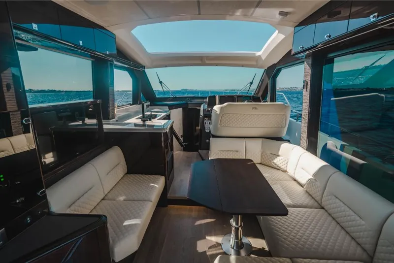 Slide: The Image of Galeon 410 HTC 2023 - 90