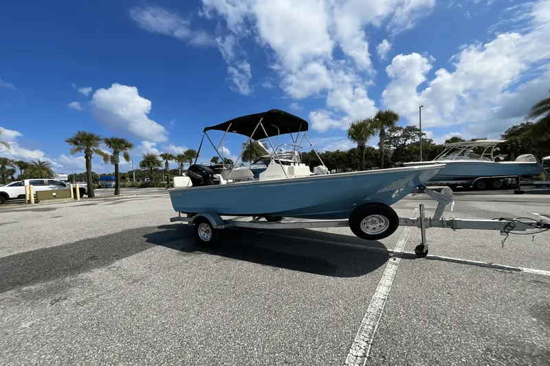 Slide: The Image of Boston Whaler 170 Montauk 2026 - 13