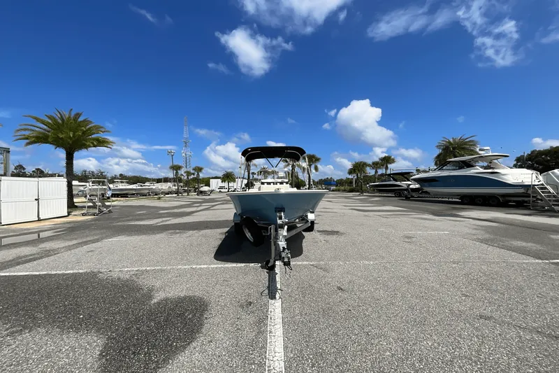 Slide: The Image of Boston Whaler 170 Montauk 2026 - 25