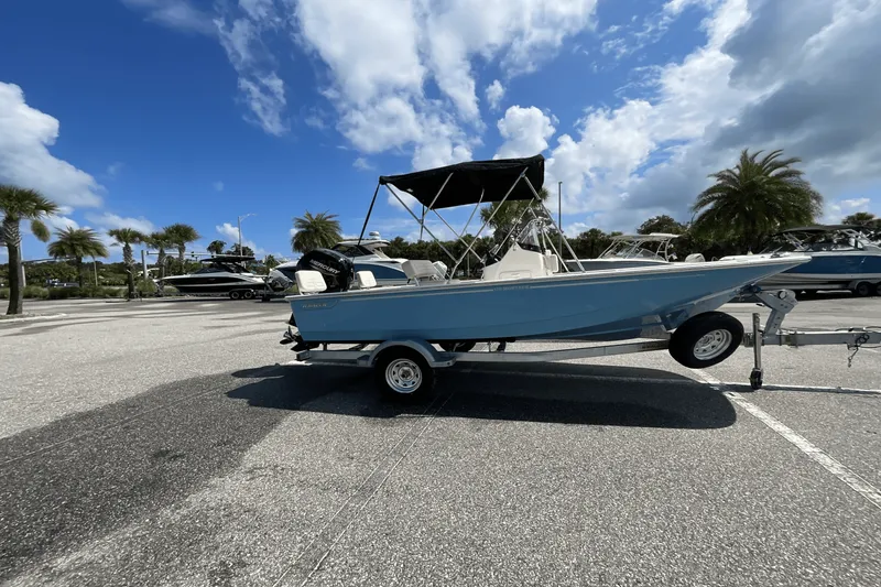 Slide: The Image of Boston Whaler 170 Montauk 2026 - 4