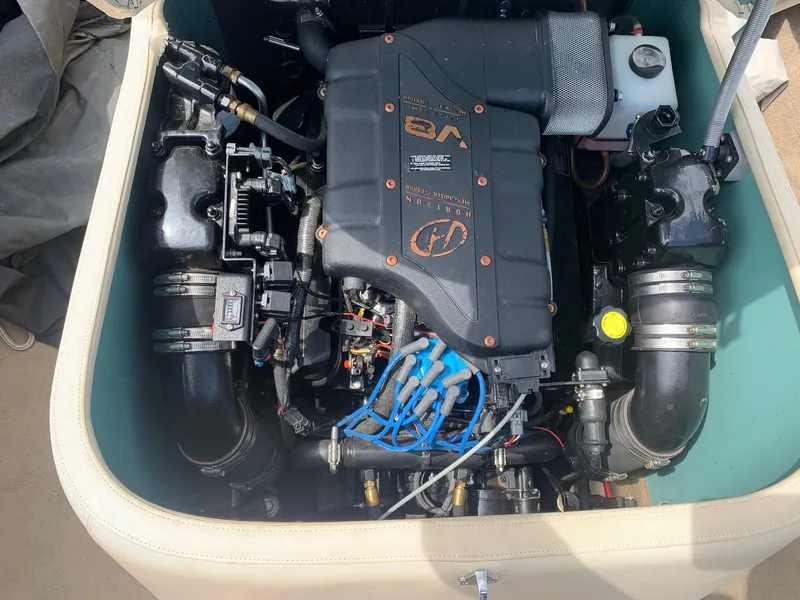 Slide: The Image of 2005 Coronado Custom engine compartment with V8 engine. - 10