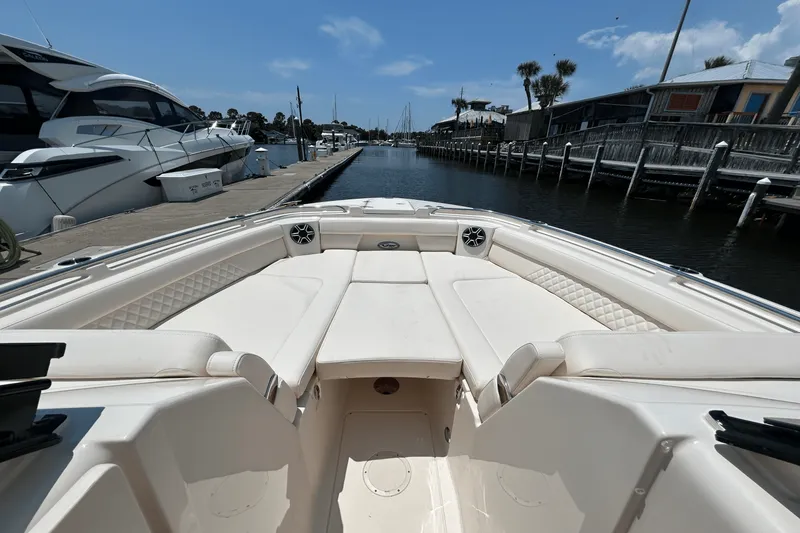 Slide: The Image of Grady-White Freedom 325 2026 - 27