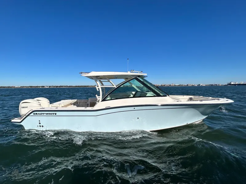 Slide: The Image of Grady-White Freedom 325 2026 - 3