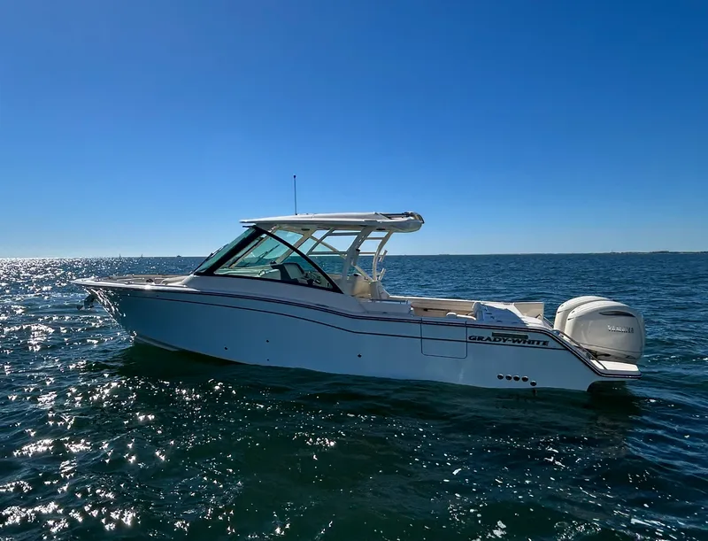 Slide: The Image of Grady-White Freedom 325 2026 - 6