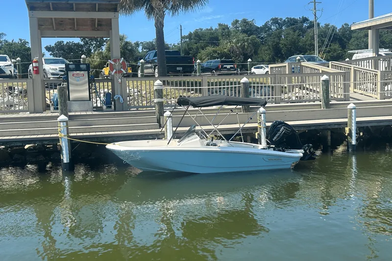 Slide: The Image of Boston Whaler 130 Super Sport 2026 - 1