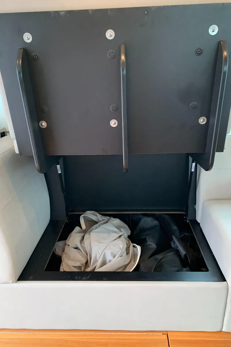 Slide: The Image of Salon storage 2 - 24