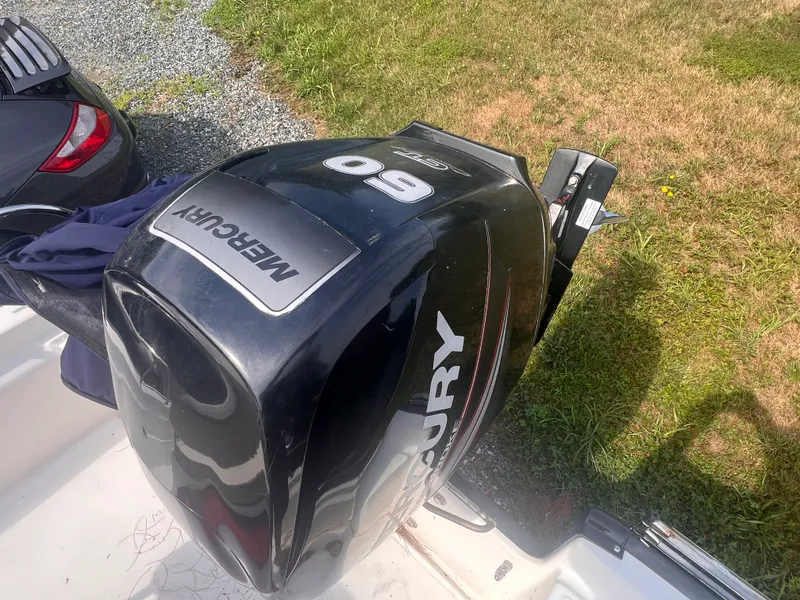 Slide: The Image of Boston Whaler 150 MONTAUK 2019 - 8