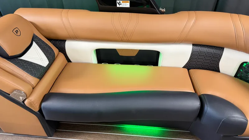 Slide: The Image of Premier 270INTRIGUE 2027 - 37