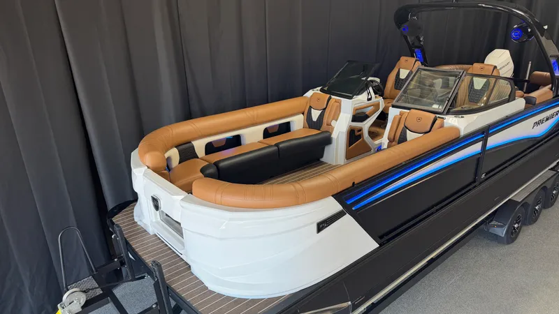 Slide: The Image of Premier 270INTRIGUE 2027 - 5
