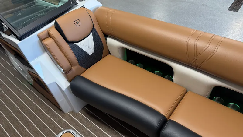 Slide: The Image of Premier 270INTRIGUE 2027 - 76