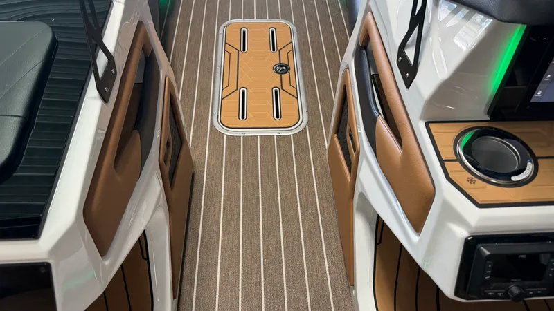 Slide: The Image of Premier 270INTRIGUE 2027 - 64