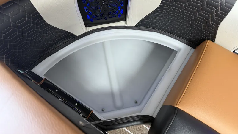 Slide: The Image of Premier 270INTRIGUE 2027 - 100
