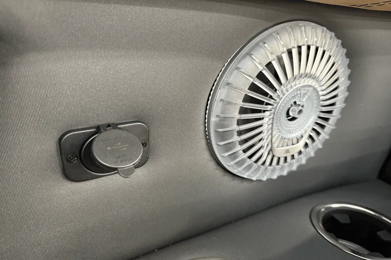 Slide: The Image of Barletta Lusso 23 UC 2026 - 10