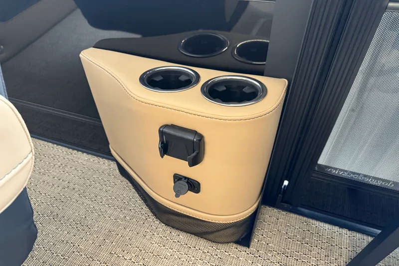 Slide: The Image of Barletta Lusso 23 UC 2026 - 29