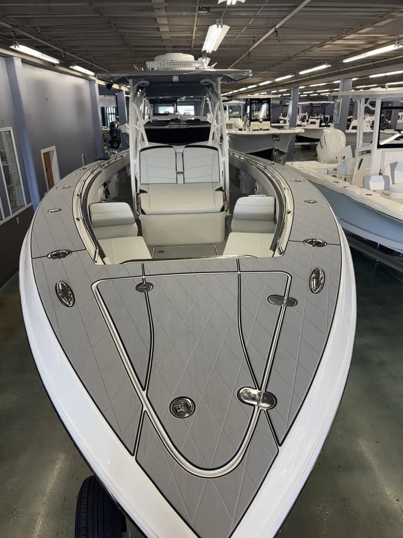 Slide: The Image of Nor-Tech 392 Super Fish 2026 - 11