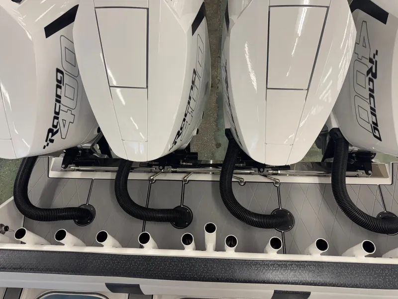 Slide: The Image of Nor-Tech 392 Super Fish 2026 - 18