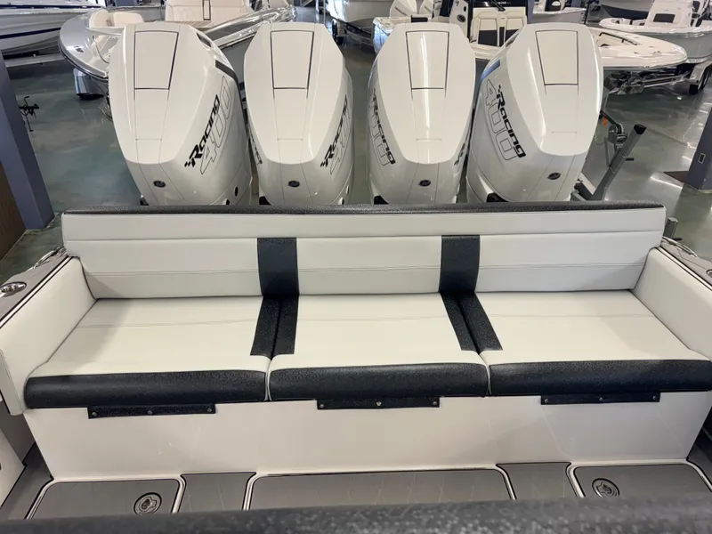 Slide: The Image of Nor-Tech 392 Super Fish 2026 - 4