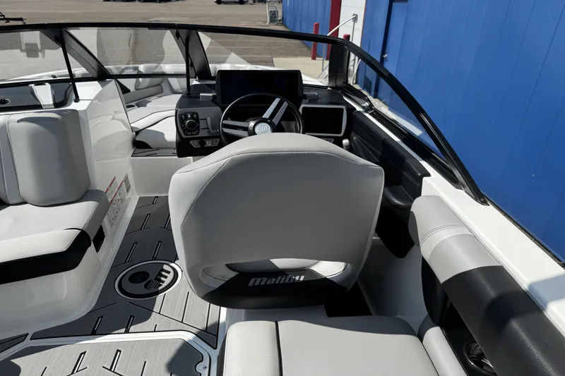 Slide: The Image of Malibu 21 VLX 2018 - 40