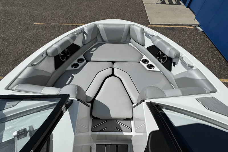 Slide: The Image of Malibu 21 VLX 2018 - 50