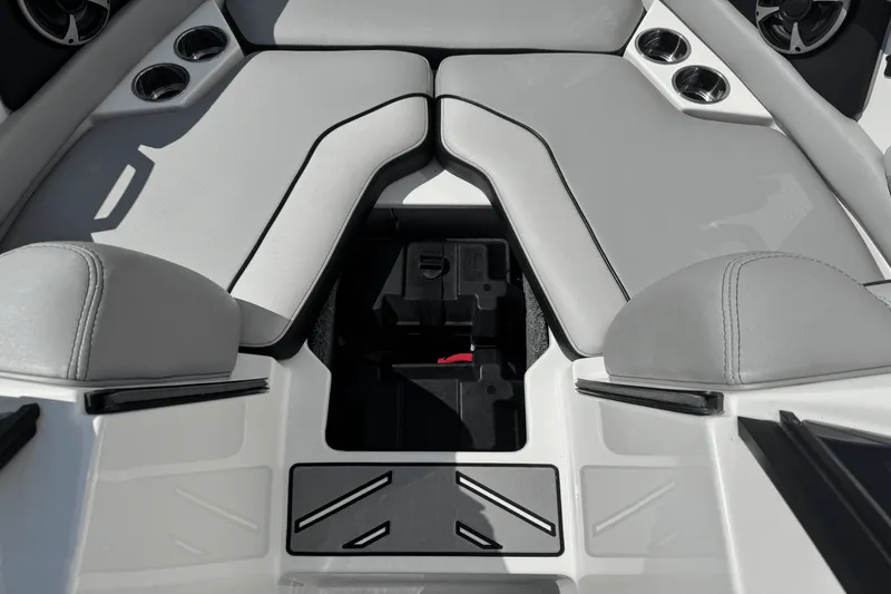 Slide: The Image of Malibu 21 VLX 2018 - 51