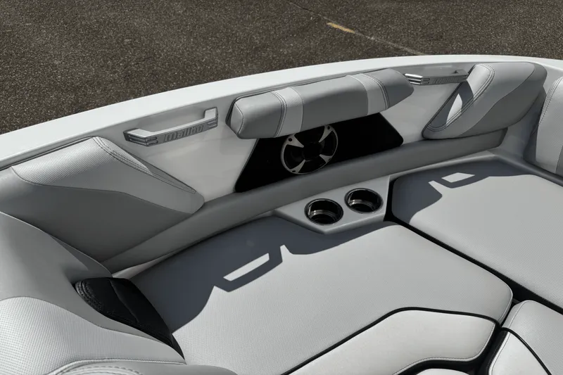 Slide: The Image of Malibu 21 VLX 2018 - 53