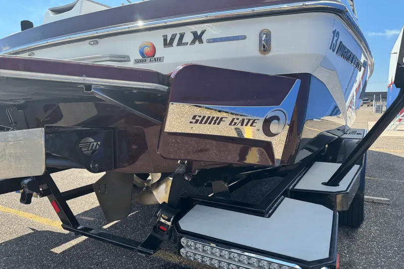 Slide: The Image of Malibu 21 VLX 2018 - 8