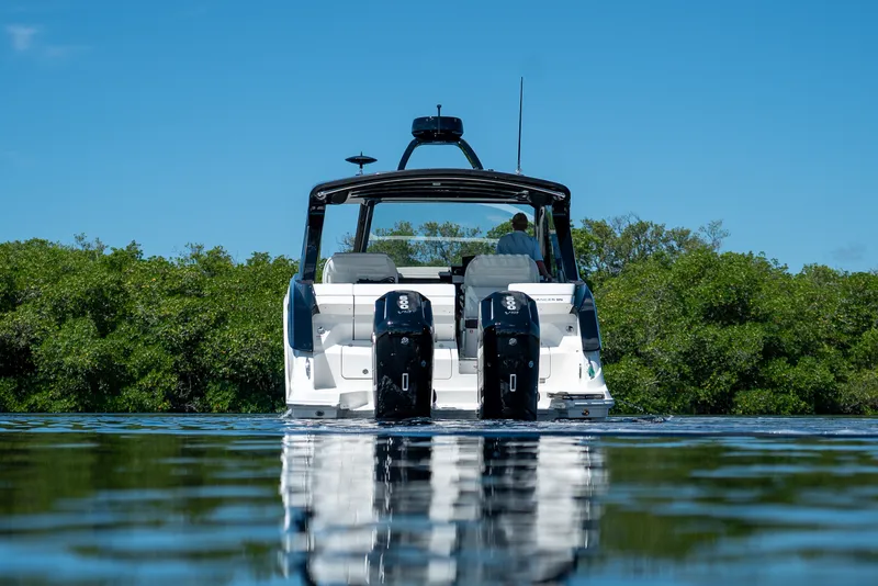 Slide: The Image of Sea Ray Sundancer 370 Outboard 2026 - 30