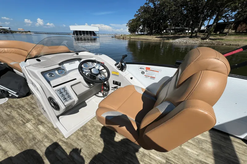 Slide: The Image of Crest 250 CARRIBEAN 2023 - 8