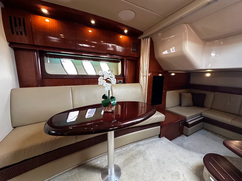 Slide: The Image of Sea Ray 38 Sundancer 2006 - 20