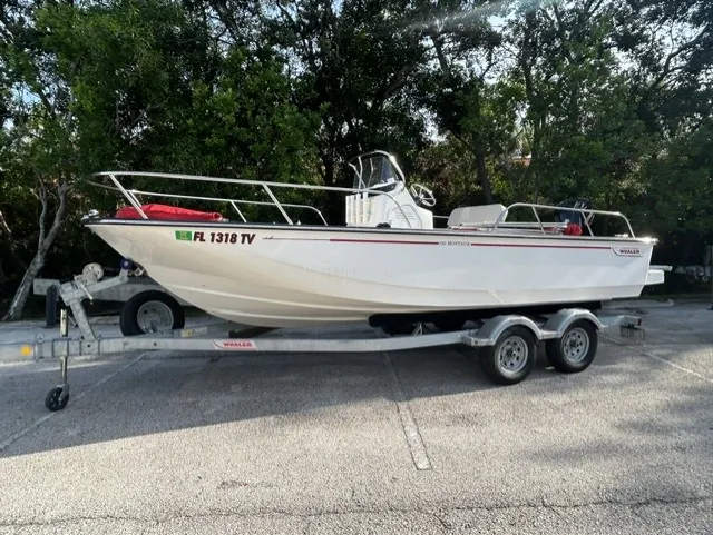 The Image of Boston Whaler 190 MONTAUK 2024 - 0