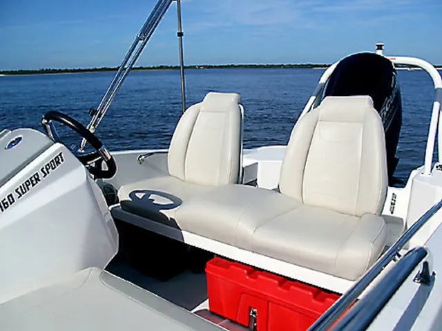 Slide: The Image of Boston Whaler 160 Super Sport 2027 - 3
