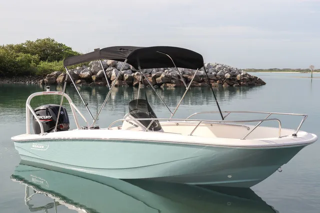 Slide: The Image of Boston Whaler 160 Super Sport 2027 - 1
