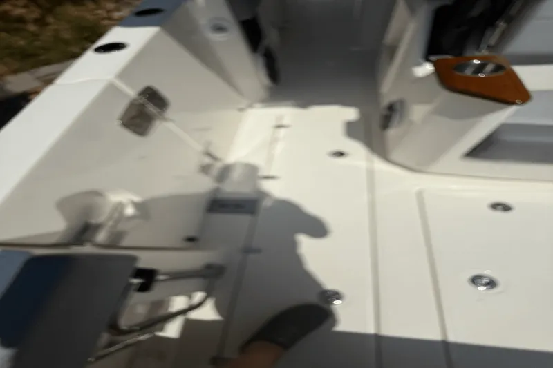 Slide: The Image of Boston Whaler 360 Outrage 2026 - 51