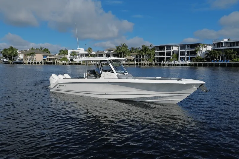The Image of Boston Whaler 360 Outrage 2026 - 0