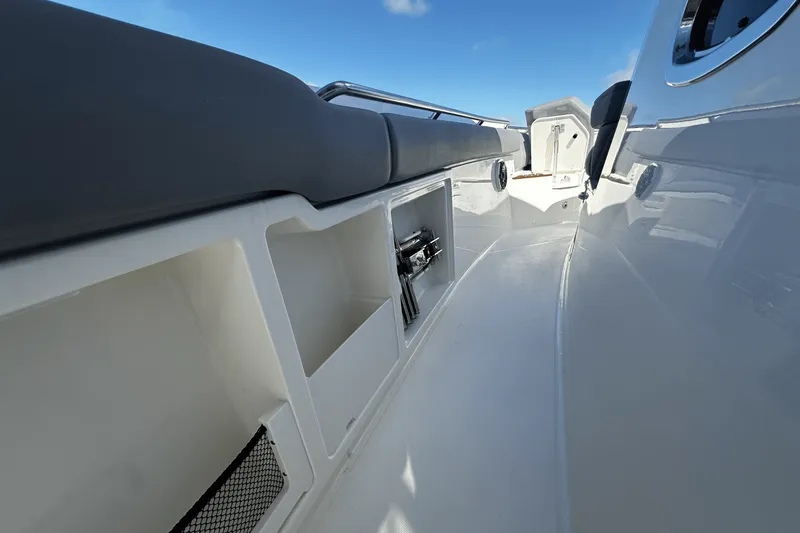 Slide: The Image of Boston Whaler 360 Outrage 2026 - 35