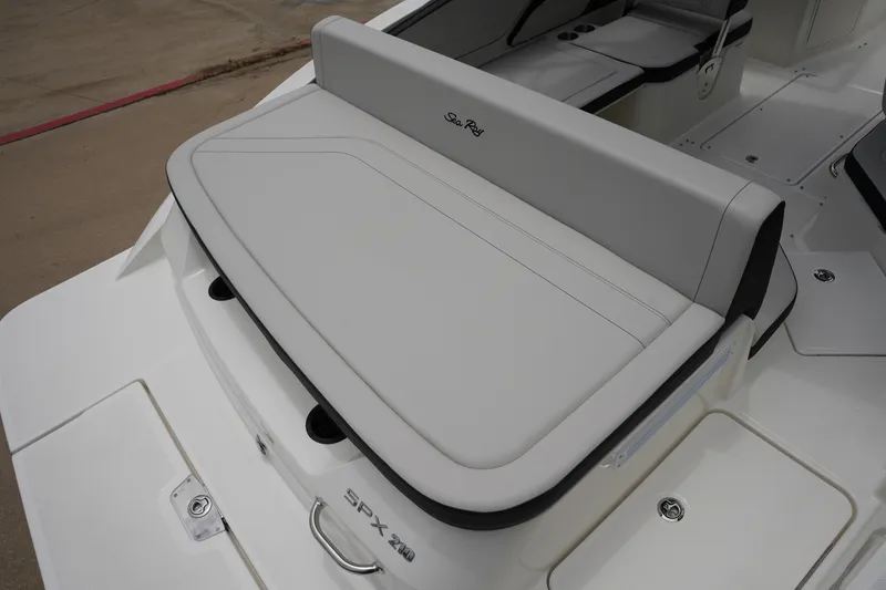 Slide: The Image of Sea Ray SPX 210 2027 - 5