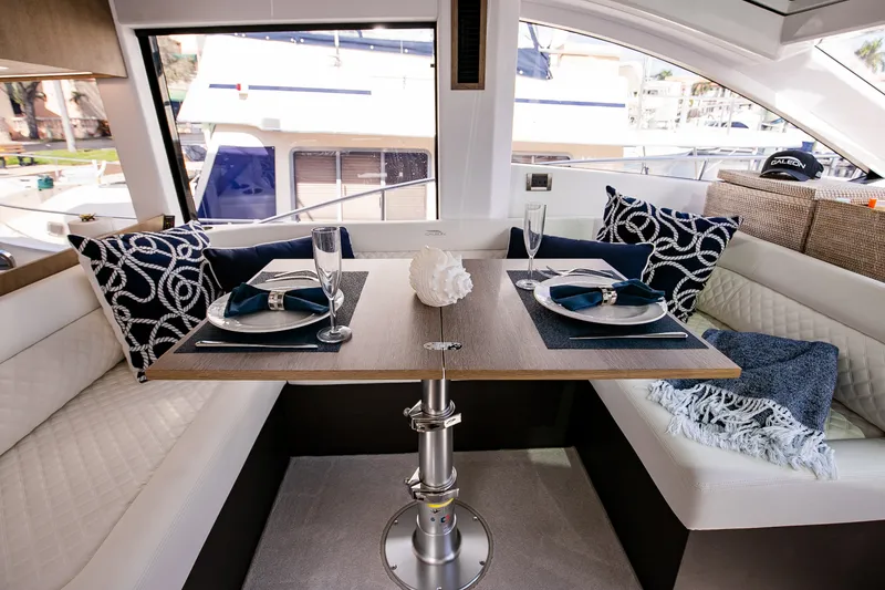 Slide: The Image of Galeon 470 SKY 2024 - 51