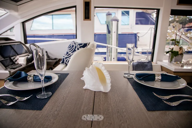 Slide: The Image of Galeon 470 SKY 2024 - 54