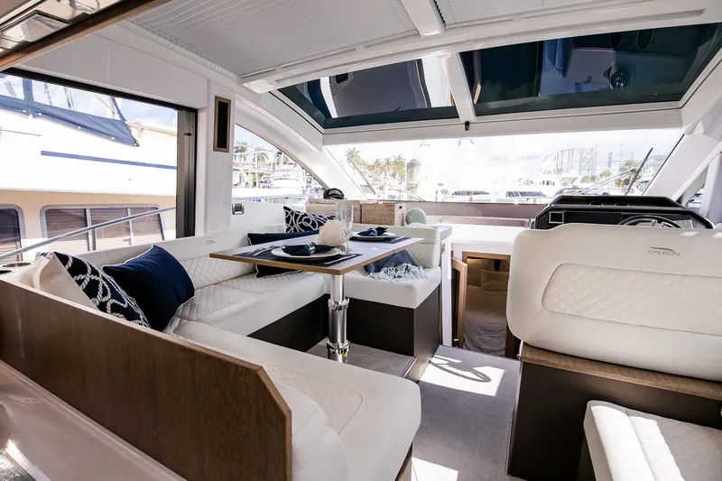 Slide: The Image of Galeon 470 SKY 2024 - 48