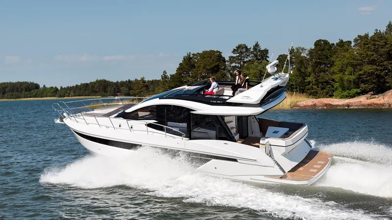 Slide: The Image of Galeon 470 SKY 2024 - 2