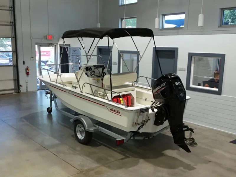 Slide: The Image of Boston Whaler 150 Montauk 2027 - 6