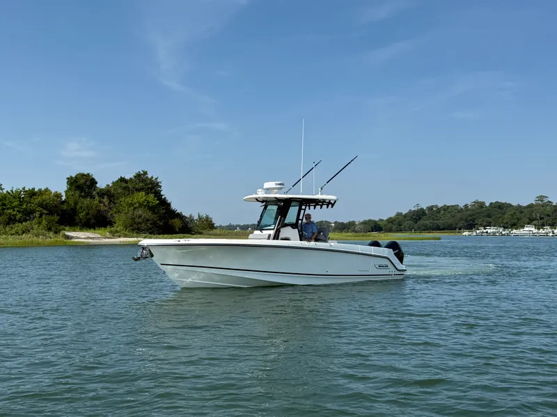 Slide: The Image of Boston Whaler 280 Outrage 2026 - 5